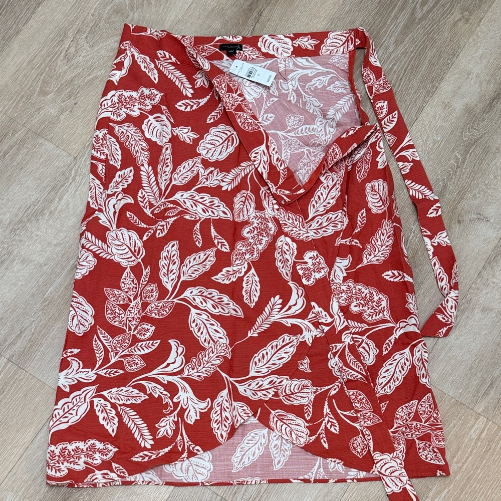 Ann Taylor Factory Asymmetrical Red and White Skirt